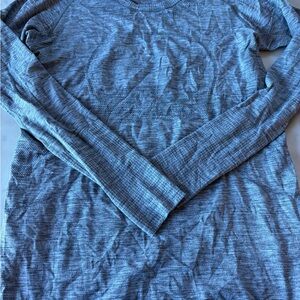 lululemon athletica Gray Long Sleeve Tee